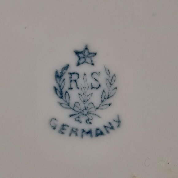 R & S Germany Cream Colored Button Box Gold Accent Removable Lid Porcelain - Picture 12 of 13